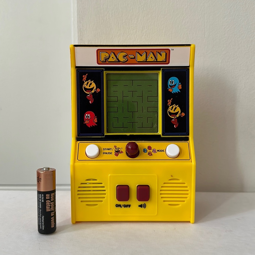 Mini Arcade games Pac - Man